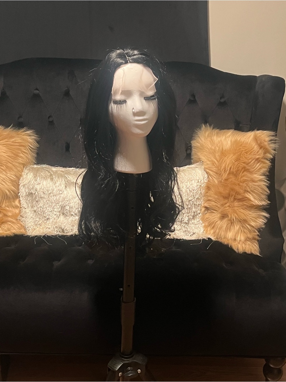 Long Wavy Lace Front Wig in Natural Black – Elegant Everyday Style